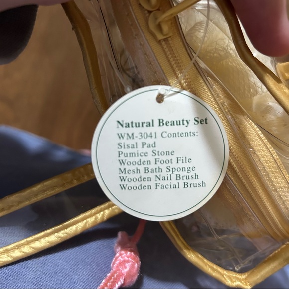 Bath Natural Classics Kit NWT - Picture 4 of 4
